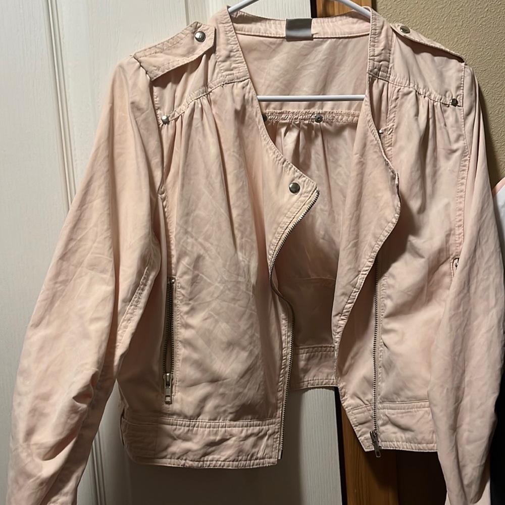 Blush thin summer jacket. Size Large (EU 40) but fits more like a small/medium.